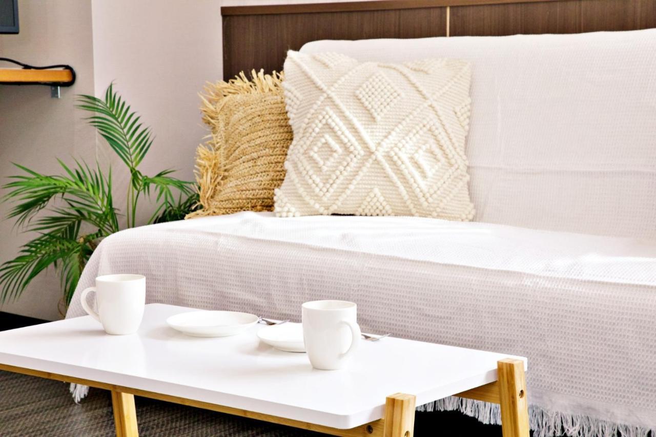 Tommy Condominium Wakasa 502 Naha Extérieur photo